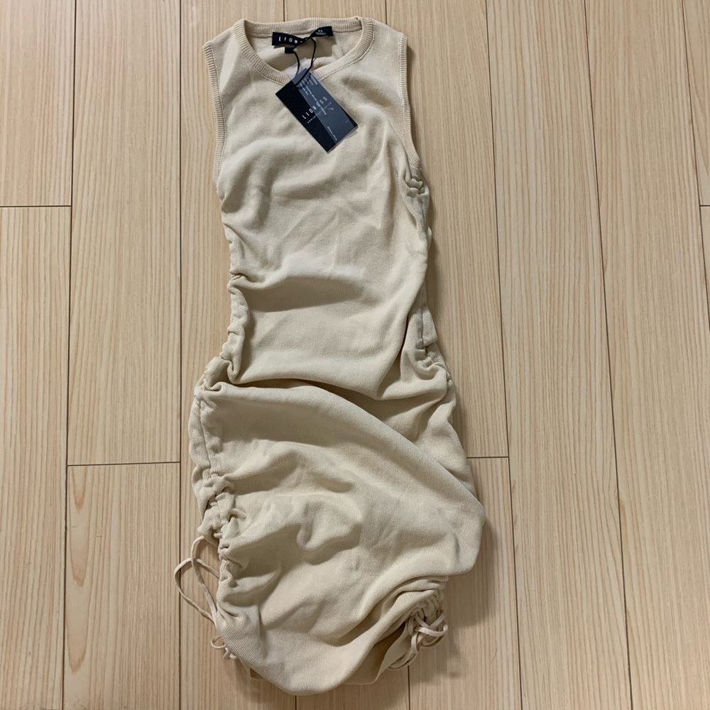 SOLD ON DEPOP - Picture 4 of 4